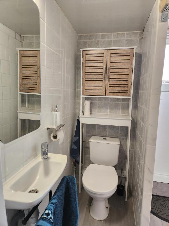Studio, Pas De Collocation Possible Warmeriville Exterior foto